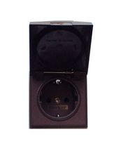 Uttag 230V med lock Brun