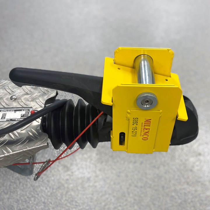 Kopplingslås KNOTT KS25/30/35 MILENCO. SFF/SBSC-godkänt i gruppen Chassi / Kulkopplingar / Kulkopplingar KNOTT hos Camping 4U (08-5014-20)