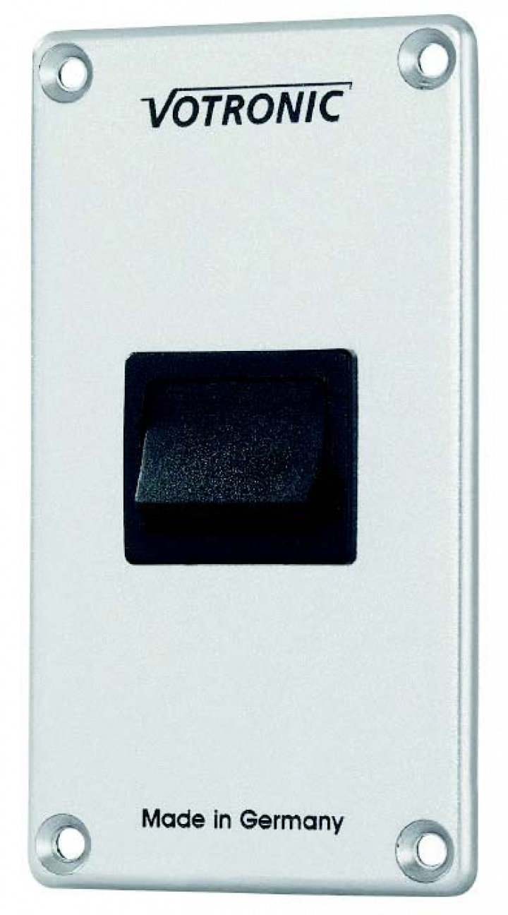 Huvudströmbrytare 16A 12/24V i gruppen Elektronik / Belysning / Brytare / Uttag / Strömbrytare / Uttag hos Camping 4U (509591)