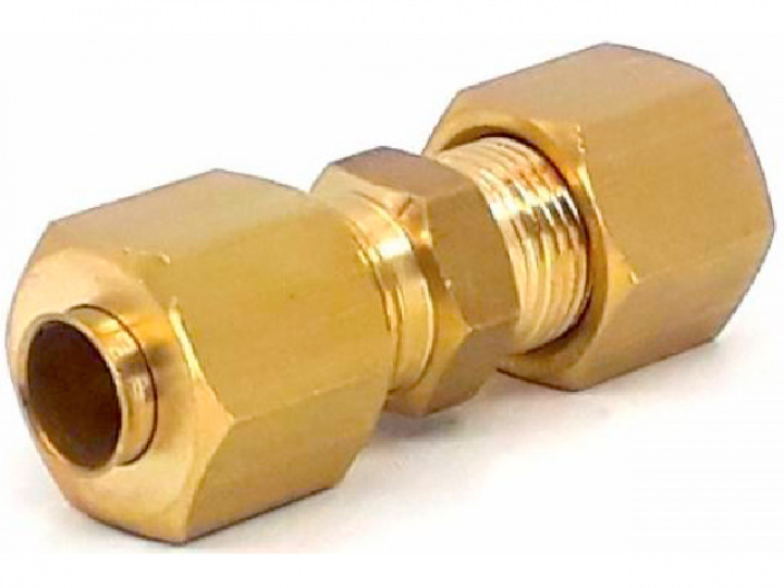 Skarvkoppling kopparrör ø8mm i gruppen Husbil & Husvagn / Gasol / Gasol Övrigt hos Camping 4U (713011)