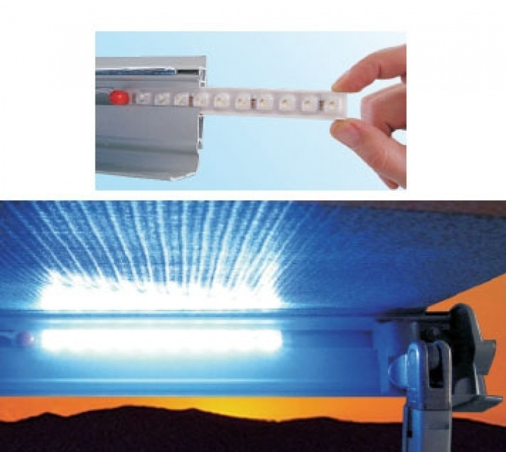 Fiamma Kit Awning LED i gruppen Markiser & Förtält / Markiser / Sidoväggar, fronter & tillbehör / Fiamma tillbehör hos Camping 4U (80171)