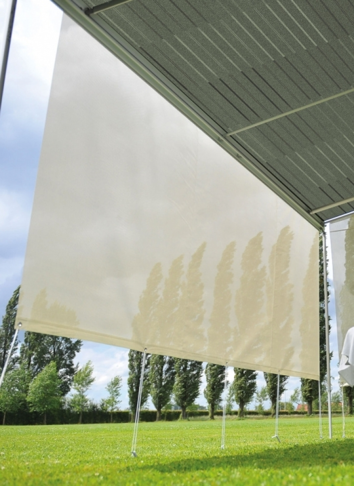 Dometic SunProtector Front i gruppen Markiser & Förtält / Markiser / Sidoväggar, fronter & tillbehör / Sidoväggar & Sunblockers / Dometic Solskydd/Väggar hos Camping 4U (9917561r)