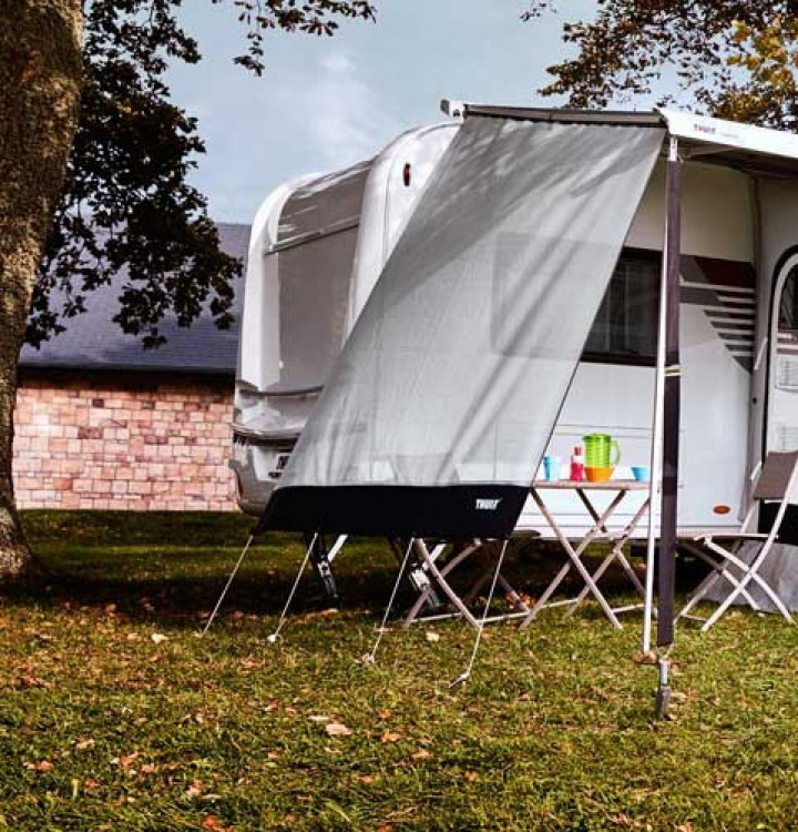 Sidovägg Thule Sun Blocker G2 i gruppen Markiser & Förtält / Markiser / Sidoväggar, fronter & tillbehör / Sidoväggar & Sunblockers / Thule solskydd/sidoväggar hos Camping 4U (9918329r)