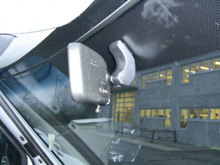 Mörkläggningssystem REMIfront III Mercedes Sprinter vinklad spegelarm i gruppen Beställningsvaror hos Camping 4U (9942577)