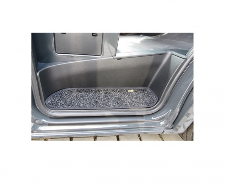 Instegsmatta Mercedes Sprinter Från 2018- i gruppen Husbil & Husvagn / Inredning / Kupemattor / Instegsmattor hos Camping 4U (9943151)