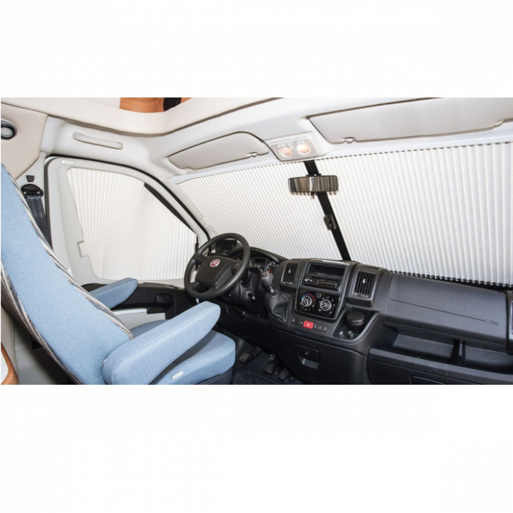 REMIfront IV Fiat Ducato X290 S8 2021- , utan sensorer. GRÅ i gruppen Chassi / Fönster / Mörkläggningsgardin / Mörkläggning Fiat hos Camping 4U (9944394)