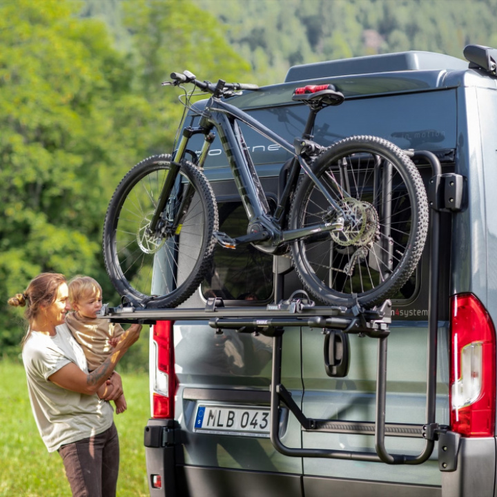 Cykelställ 2 cyklar VeloTrack Frame Ducato/ Jumper/Boxer Thule i gruppen Chassi / Cykelställ / För Skåpbilen hos Camping 4U (9949153)