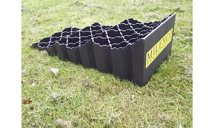 Uppkörningsramp Triple Level i gruppen Husbil & Husvagn / Nivåklossar / Milenco hos Camping 4U (9983320)