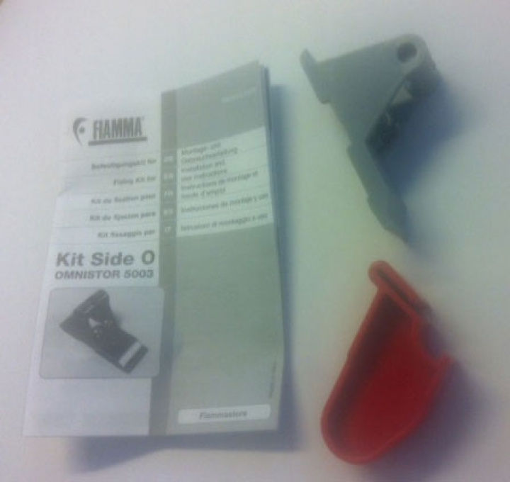 Fiamma Kit Side O 5002/5003 i gruppen Markiser & Förtält / Markiser / Sidoväggar, fronter & tillbehör / Fiamma tillbehör hos Camping 4U (9994285)