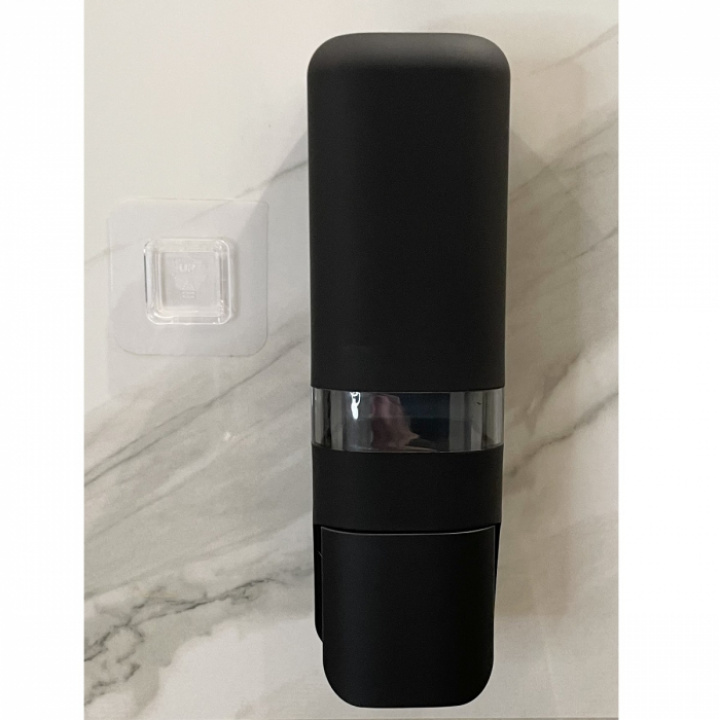 Tvålbehållare singel svart TINTIN i gruppen Husbil & Husvagn / Toalett & sanitet / Toalettartiklar hos Camping 4U (C4-10396)