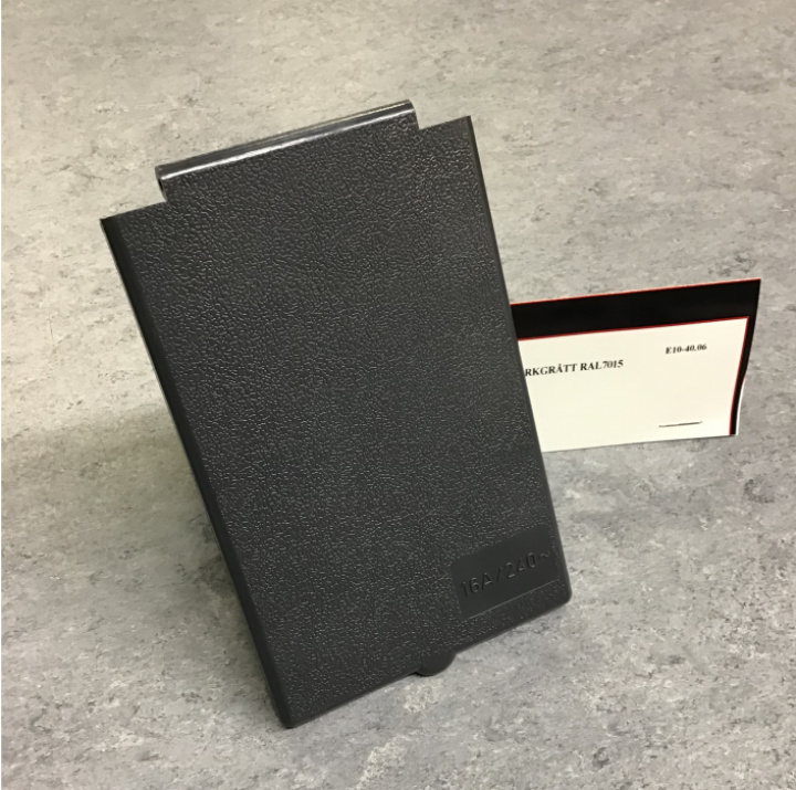 Reservlock till elintag mörkgrå i gruppen Chassi / Serviceuttag hos Camping 4U (E10-40.06)