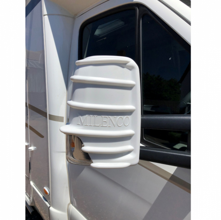 Spegelskydd backspegel vit Mercedes i gruppen Chassi / Backspeglar / Tillbehör Speglar hos Camping 4U (T06-77C)