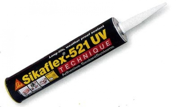 Sikaflex 521 UV Grå i gruppen Chassi / Tvätt & underhåll / Underhåll hos Camping 4U (T11-90Ar)