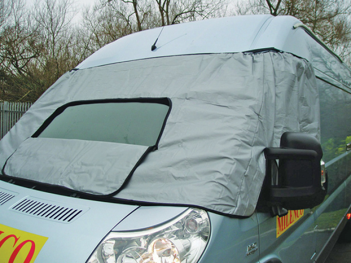 Milenco Utvändig Isolermatta Universal i gruppen Vinter & Isolering / Termomattor utvändig / Alkov / Halvintegrerade Husbilar hos Camping 4U (T33-103A)