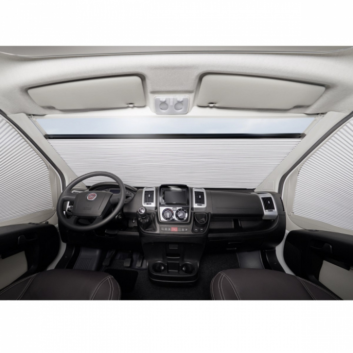 Plisségardin Front FP300 Fiat Ducato x250/290 i gruppen Chassi / Fönster / Mörkläggningsgardin / Mörkläggning Fiat hos Camping 4U (T44-24A)