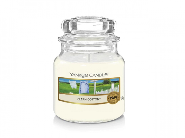 Doftljus Yankee Candle Classic Small - Clean Cotton i gruppen Campingtillbehör / Presentartiklar / Doftljus, bildoft, doftpinnar hos Camping 4U (YC-1010727E)